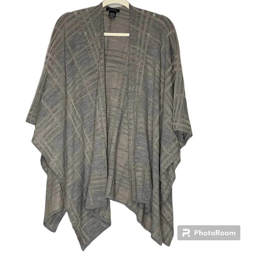 FRAAS grey and taupe woven plaid acrylic kaftan wrap.‎ OSFA